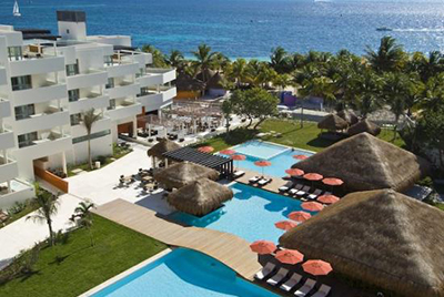 Isla Mujeres Hotel with Pools